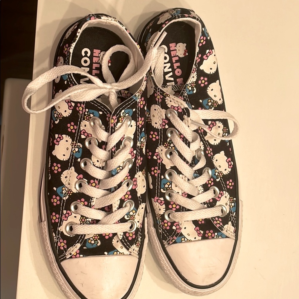 Hello Kitty X Converse Low Top Sneakers